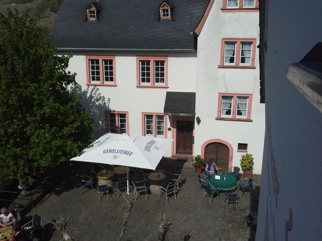 Weinhaus Kurtrierer Hof Hotel Leiwen Kültér fotó