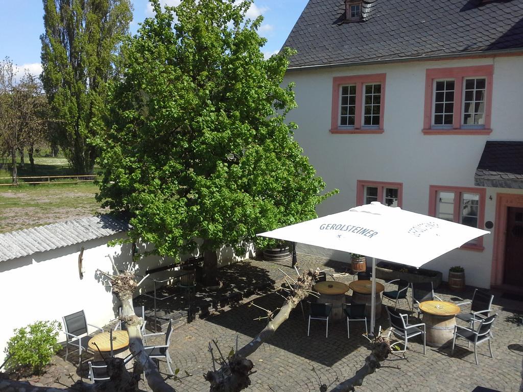 Weinhaus Kurtrierer Hof Hotel Leiwen Kültér fotó