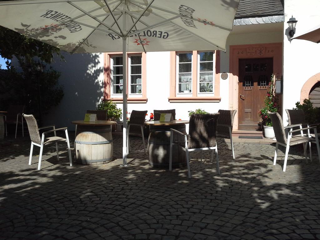 Weinhaus Kurtrierer Hof Hotel Leiwen Kültér fotó